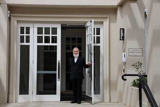 parishoffice frontdoor 450